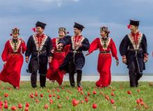 Калмыки (описание народа, проживающего в России по ОДНКНР)